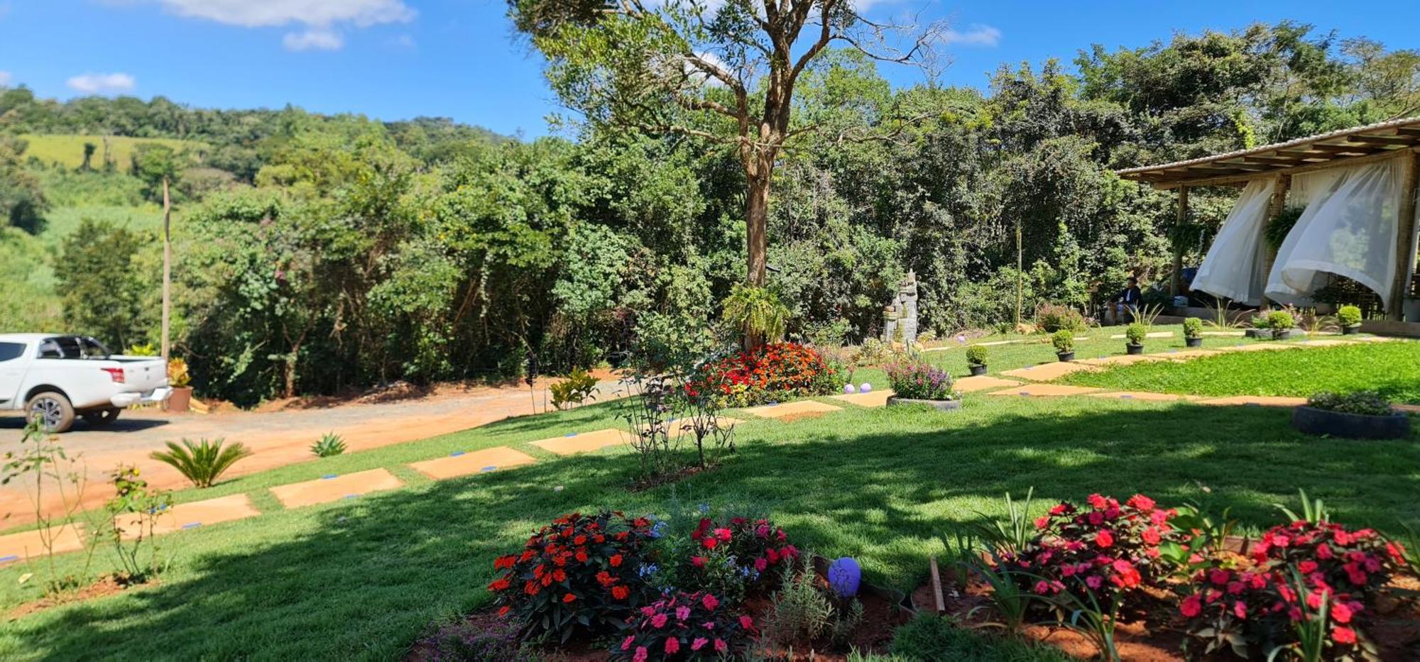 Pousada Descobrindo A Vida Brumadinho Extérieur photo